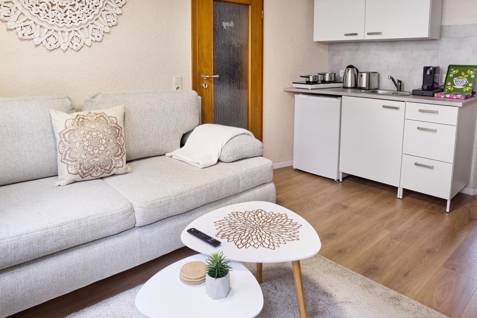 Hygge-Flats - Zentral Fuer 2-4 Personen, Wlan Apartment Heppenheim  Exterior photo